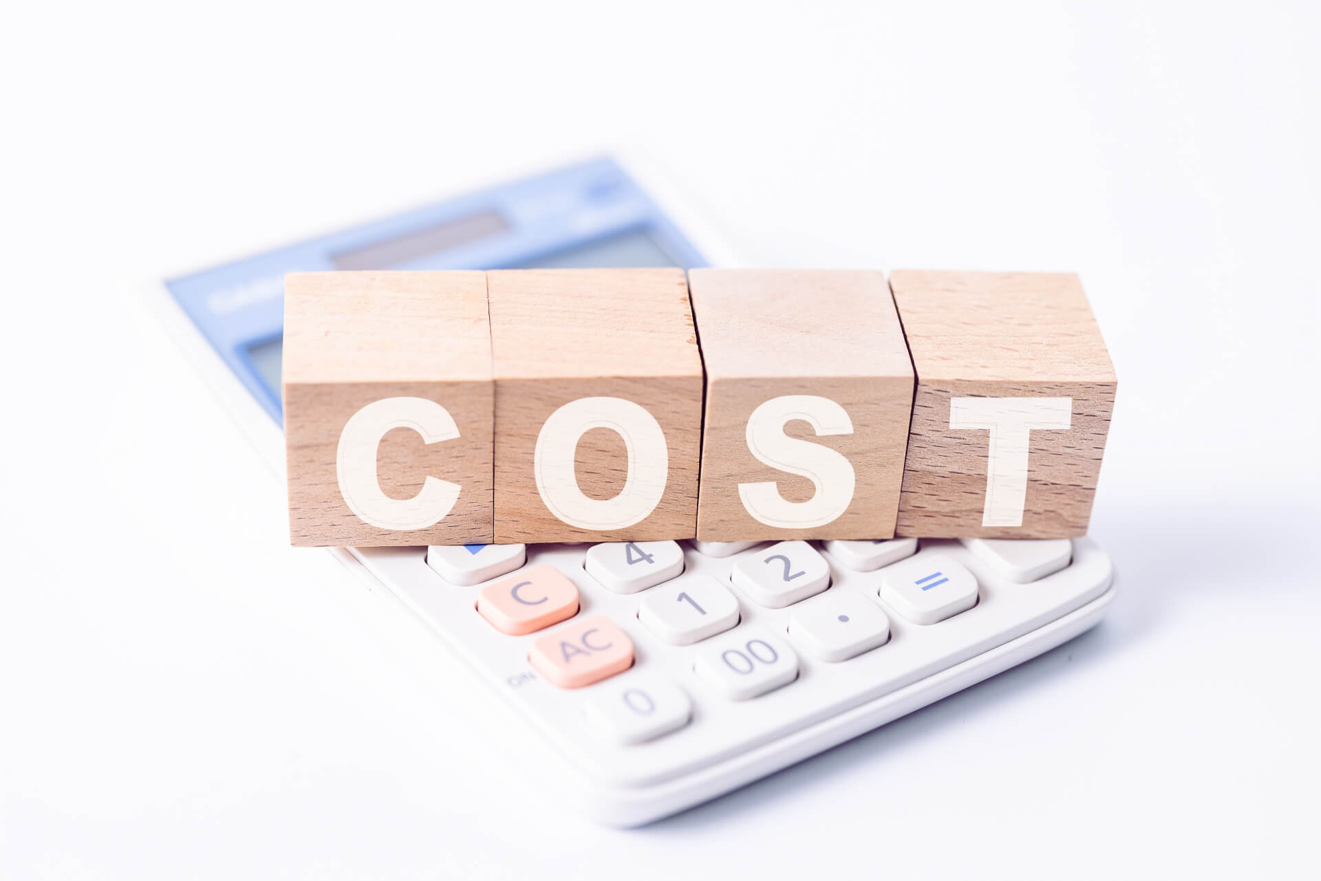 測量機器レンタルの料金に含まれる項目と費用の内訳